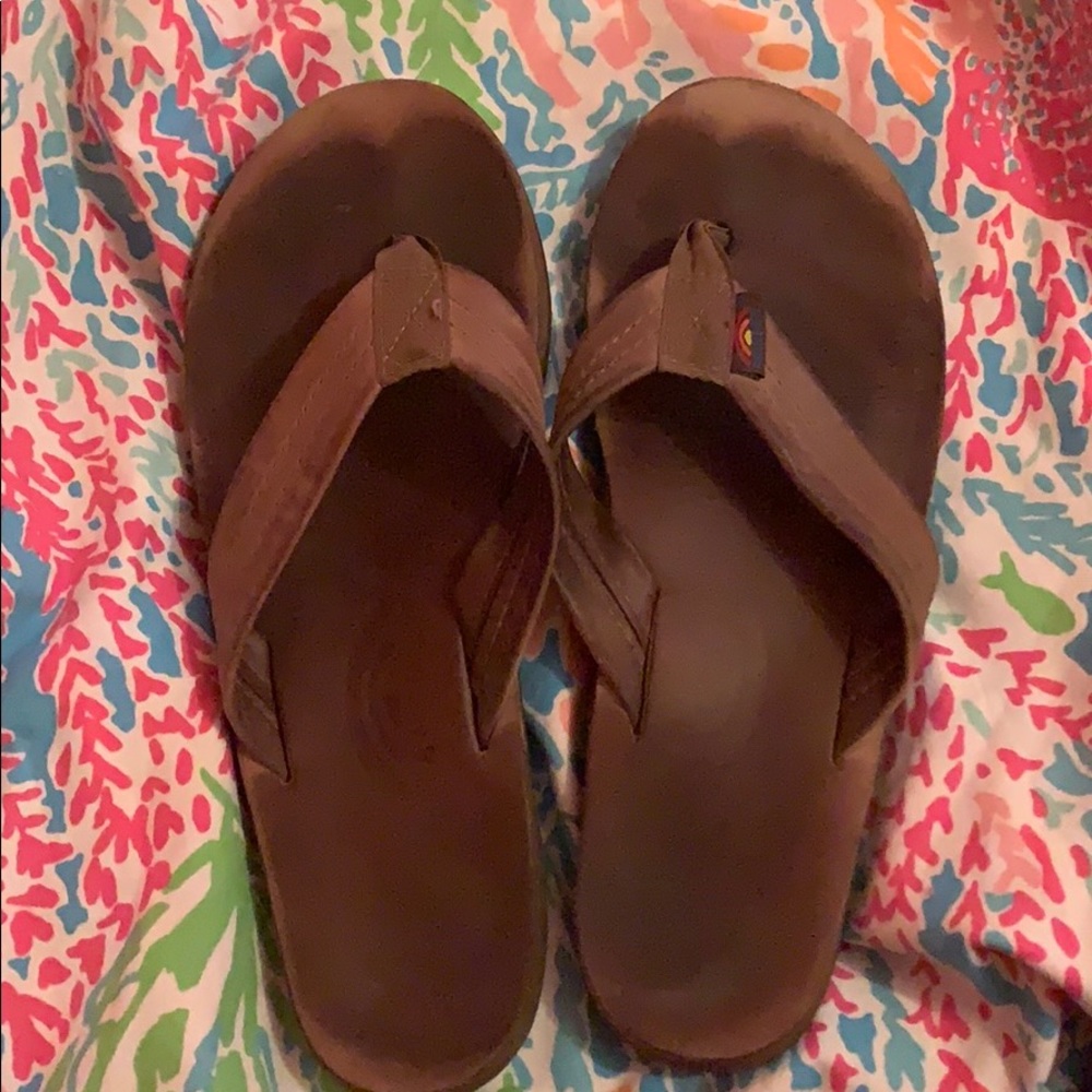 Rainbows size 7